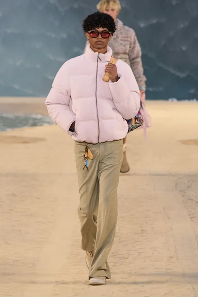 Look 57